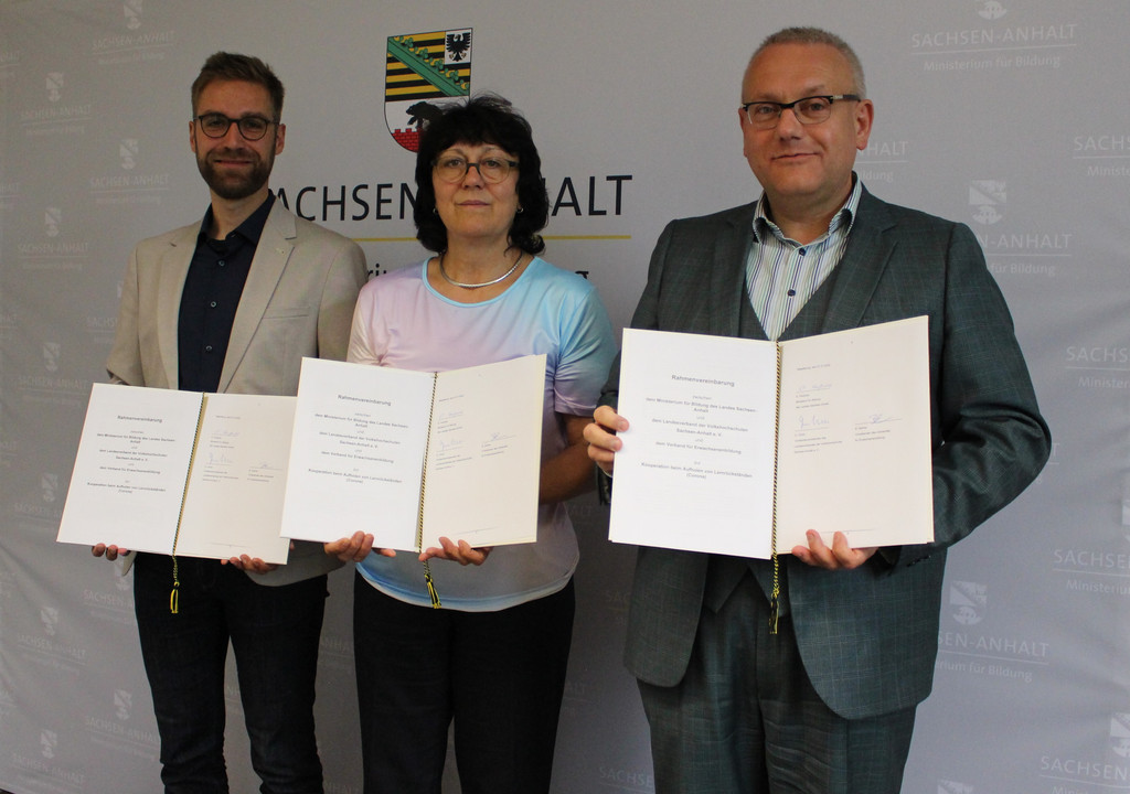 Unterzeichnung_Rahmenvereinbarung
